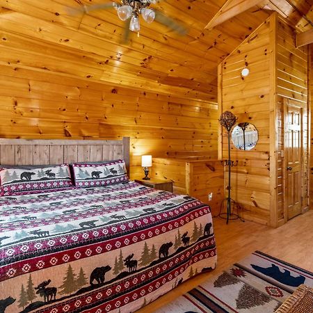 Permanent Vacation-Private Honeymoon Cabin With Hot Tub Sevierville Buitenkant foto