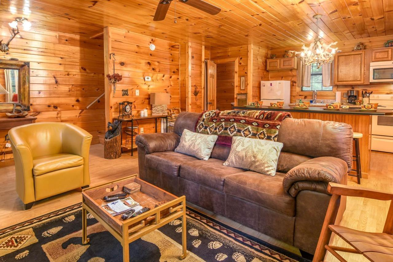 Permanent Vacation-Private Honeymoon Cabin With Hot Tub Sevierville Buitenkant foto