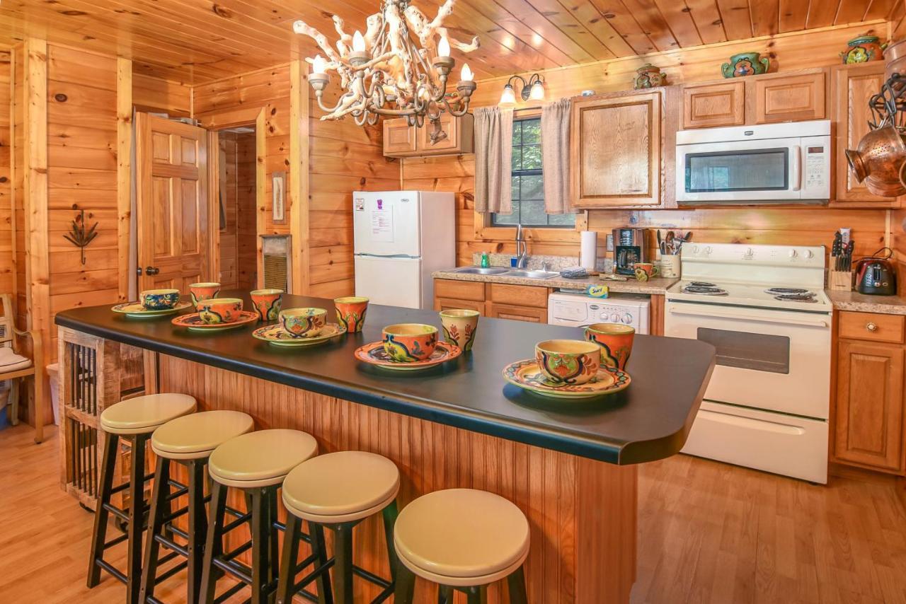 Permanent Vacation-Private Honeymoon Cabin With Hot Tub Sevierville Buitenkant foto